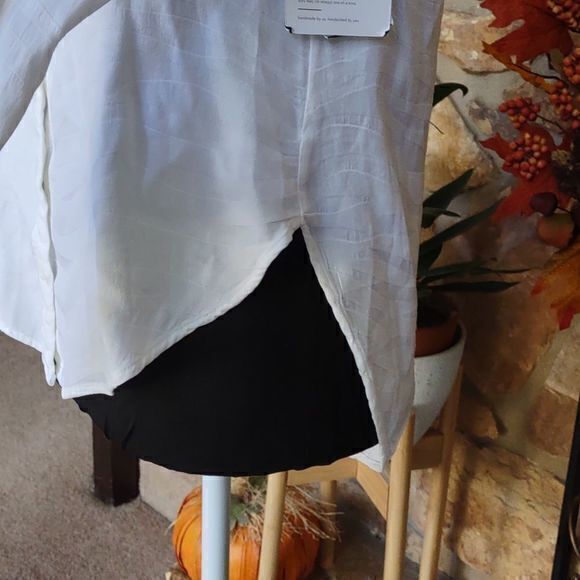 Bella Dahl White Animal Print Long‎ Sleeve Blouse Sz XS - Picture 4 of 12